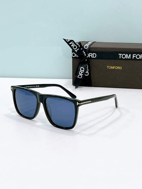 Picture of Tom Ford Sunglasses _SKUfw80537606fw